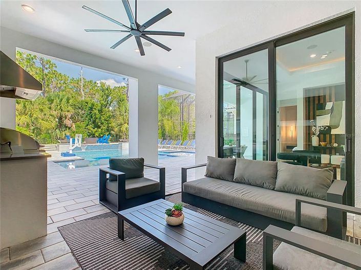 Image No.69-9 Bed Property for sale