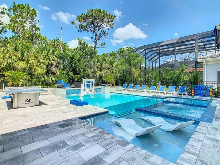 Image No.79-9 Bed Property for sale