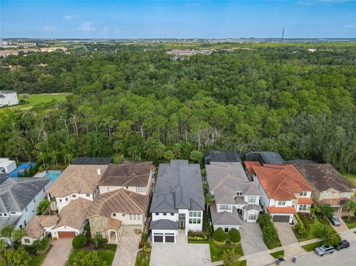 Image No.82-9 Bed Property for sale