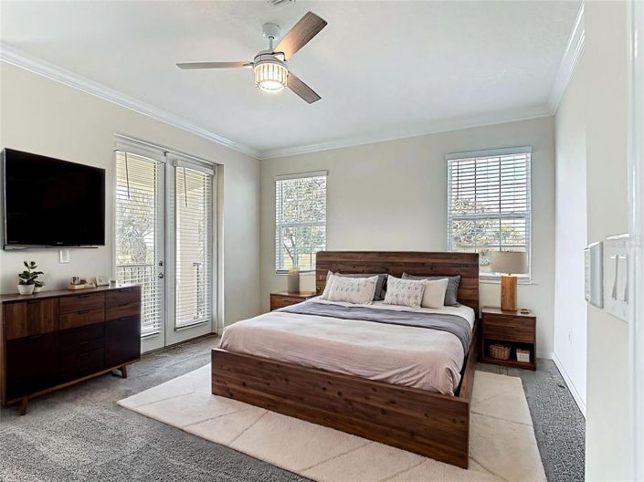 Image No.10-5 Bed Townhouse for sale