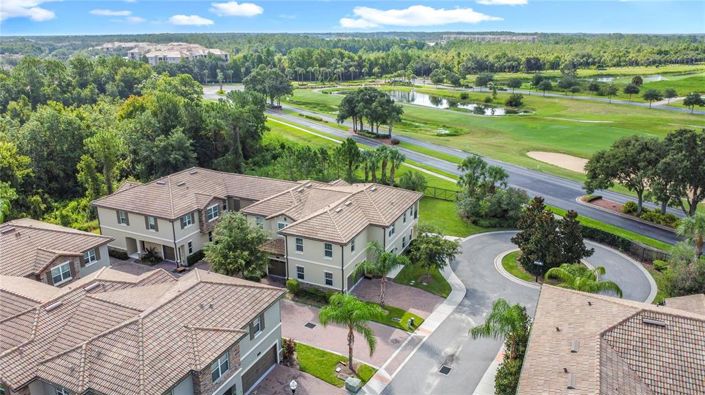 Image No.26-5 Bed Townhouse for sale