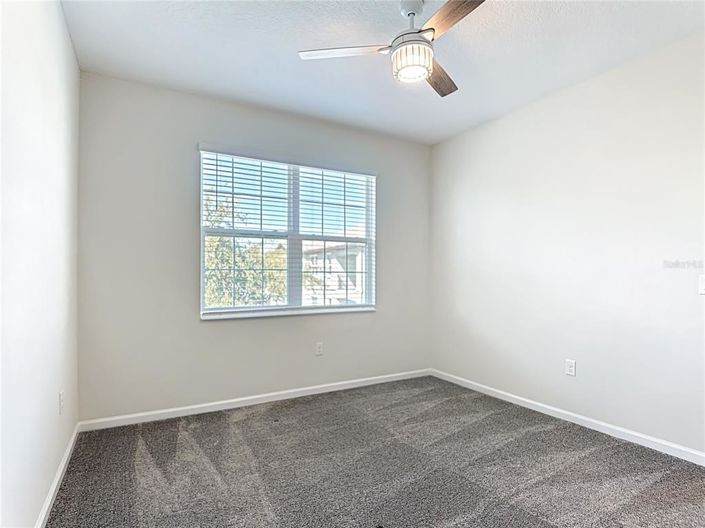 Image No.43-5 Bed Townhouse for sale