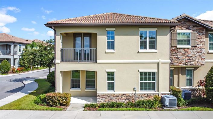 Image No.60-5 Bed Townhouse for sale