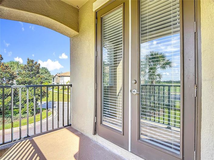 Image No.63-5 Bed Townhouse for sale