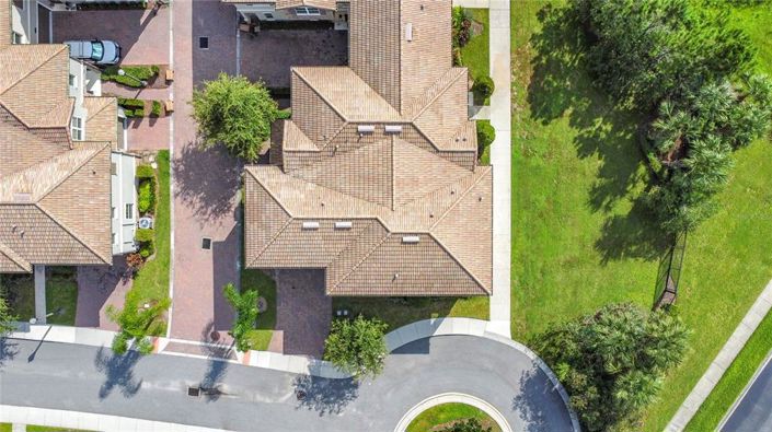 Image No.72-5 Bed Townhouse for sale