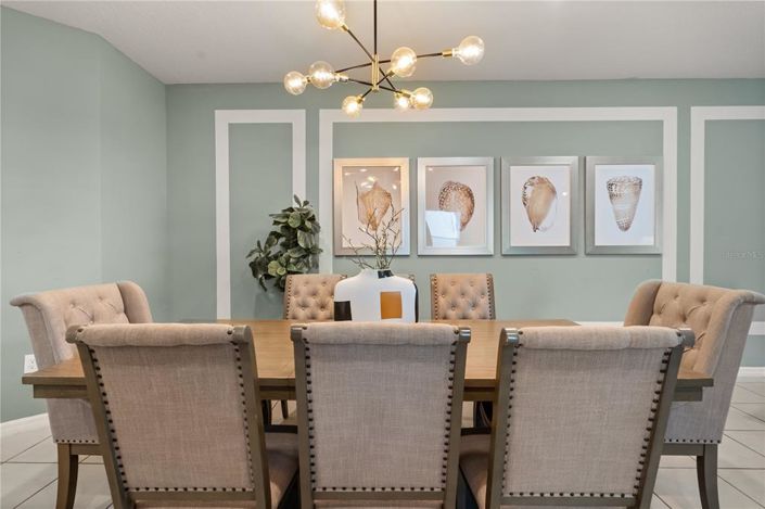 Image No.4-8 Bed Property for sale