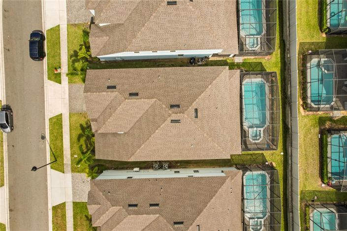 Image No.55-8 Bed Property for sale