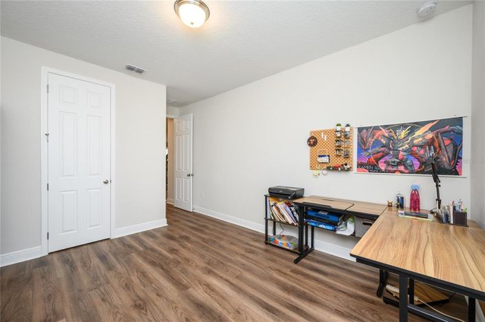 Image No.55-5 Bed Property for sale