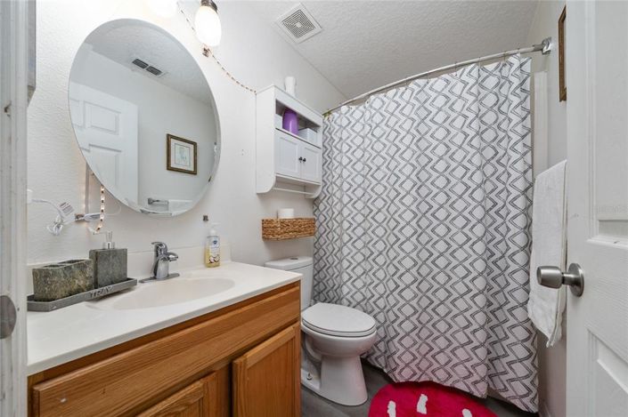 Image No.19-4 Bed Property for sale