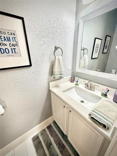 Image No.22-4 Bed Townhouse for sale