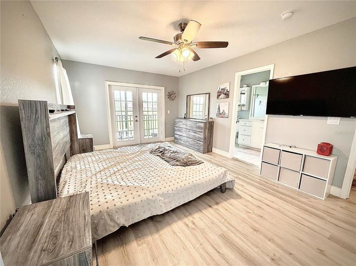 Image No.28-4 Bed Townhouse for sale