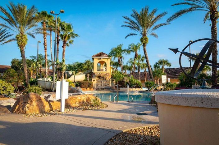 Image No.52-4 Bed Townhouse for sale