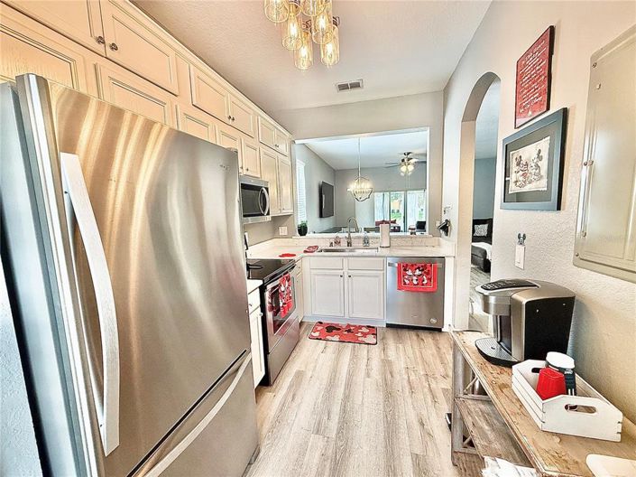 Image No.6-4 Bed Townhouse for sale