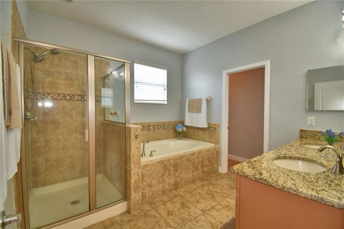 Image No.38-Propriété de 4 chambres à vendre à Davenport