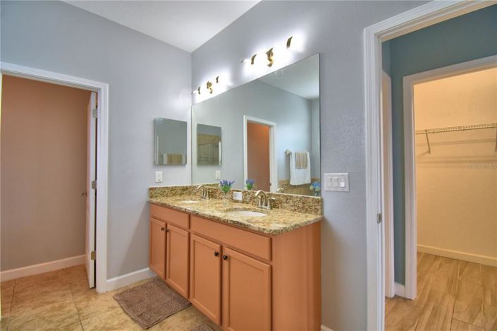 Image No.39-Propriété de 4 chambres à vendre à Davenport