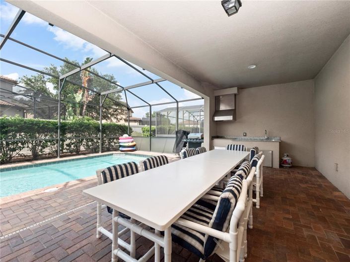 Image No.37-8 Bed Property for sale