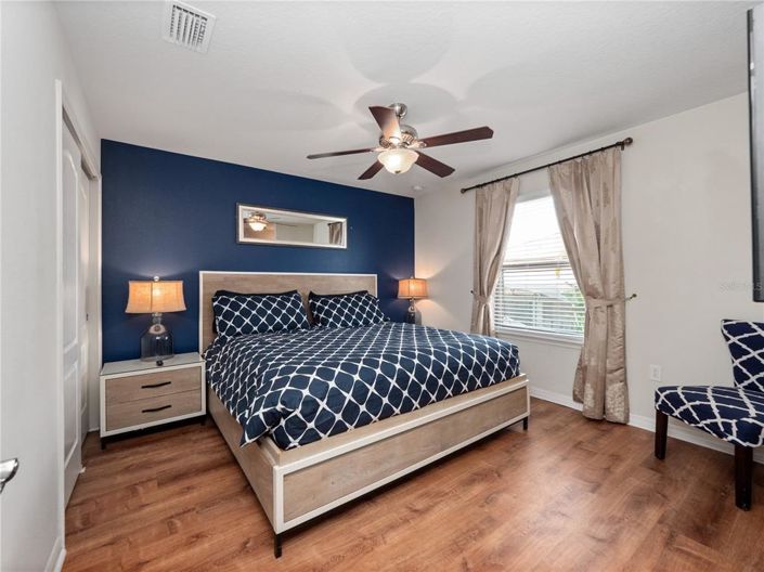 Image No.31-8 Bed Property for sale