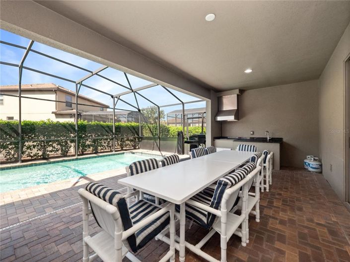 Image No.38-8 Bed Property for sale