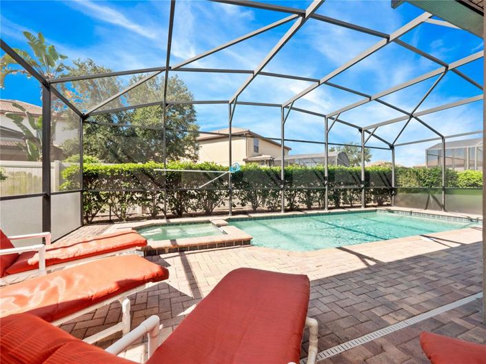 Image No.39-8 Bed Property for sale