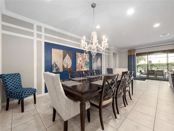 Image No.6-8 Bed Property for sale