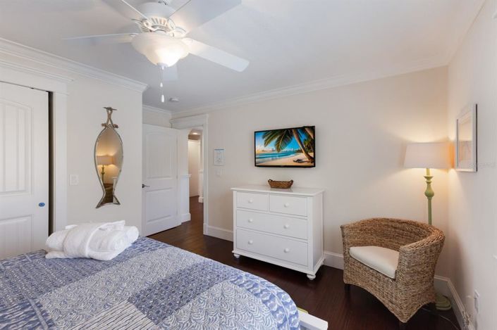 Image No.23-3 Bed Property for sale