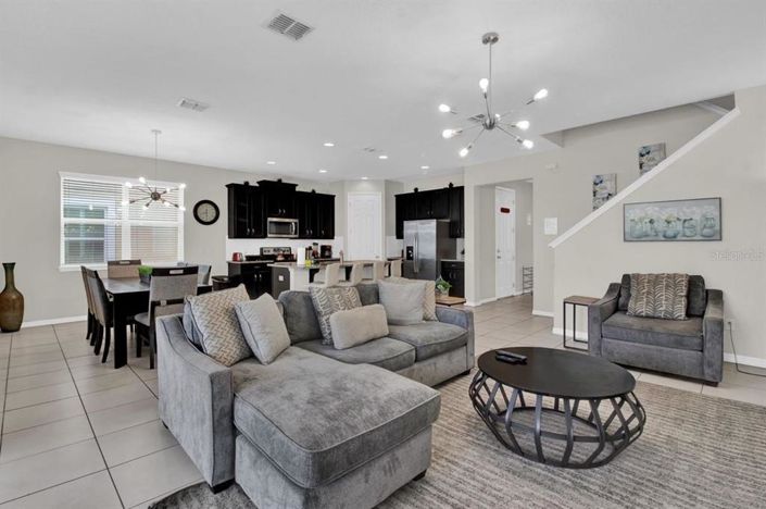 Image No.5-Propriété de 4 chambres à vendre à Kissimmee