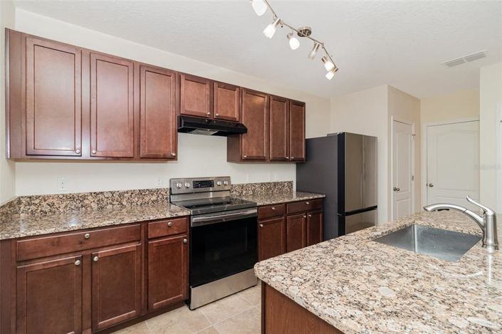 Image No.12-4 Bed Property for sale