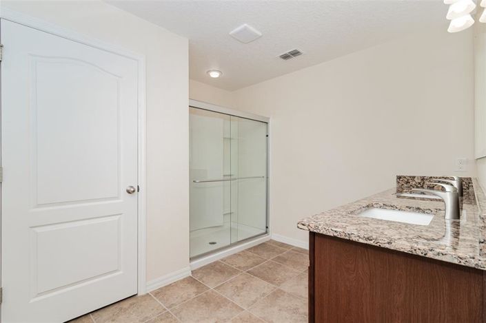 Image No.15-4 Bed Property for sale