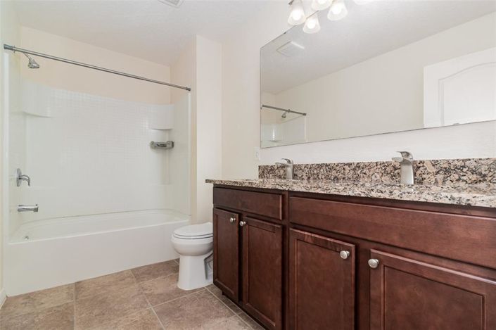 Image No.17-4 Bed Property for sale