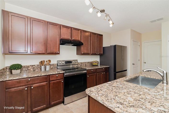 Image No.9-4 Bed Property for sale