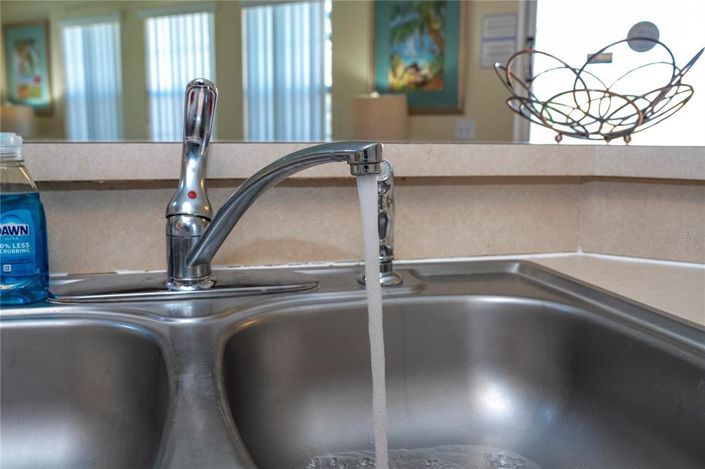 Image No.28-4 Bed Townhouse for sale