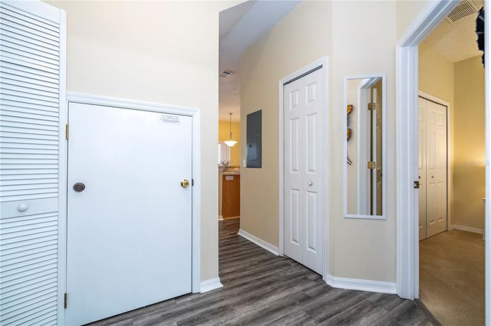 Image No.34-4 Bed Townhouse for sale