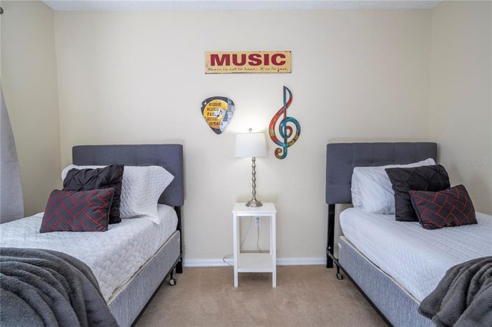 Image No.67-4 Bed Townhouse for sale