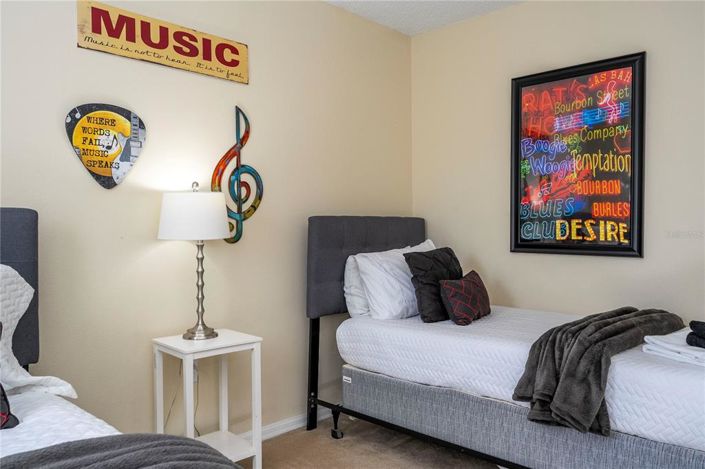 Image No.70-4 Bed Townhouse for sale