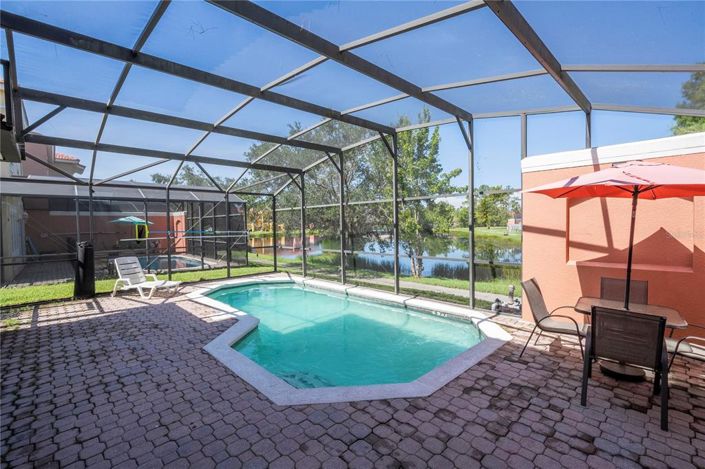 Image No.77-4 Bed Townhouse for sale