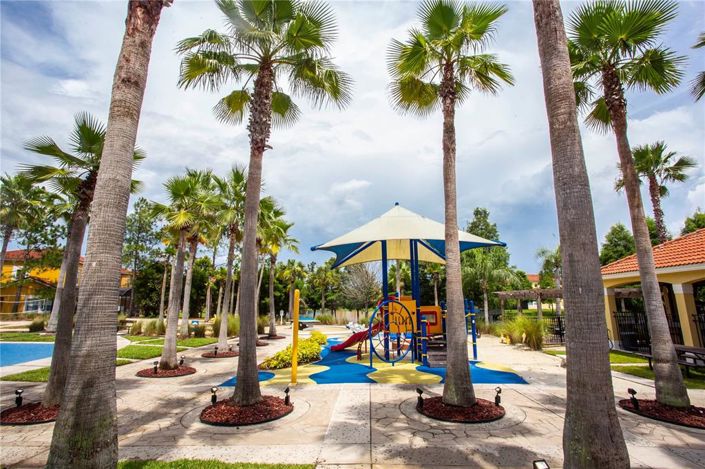 Image No.90-4 Bed Townhouse for sale