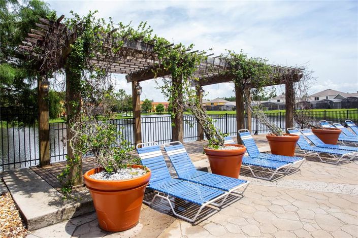 Image No.98-4 Bed Townhouse for sale