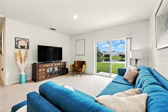 Image No.19-5 Bed Property for sale