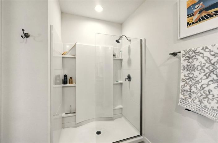 Image No.28-5 Bed Property for sale