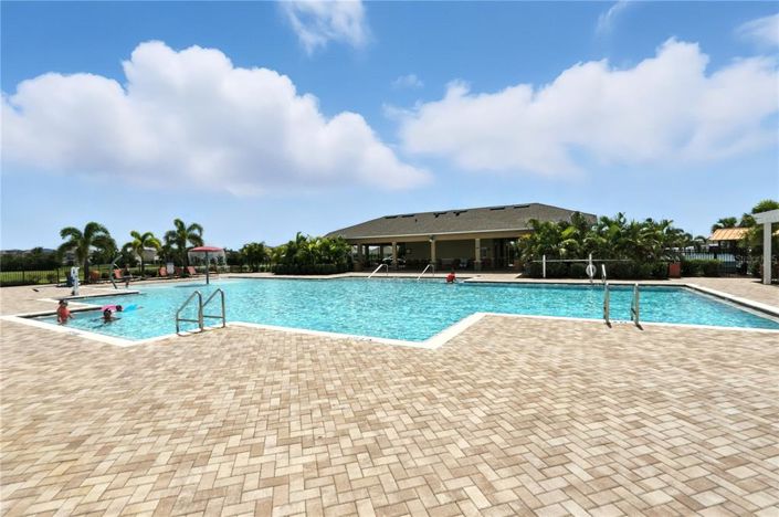 Image No.3-5 Bed Property for sale