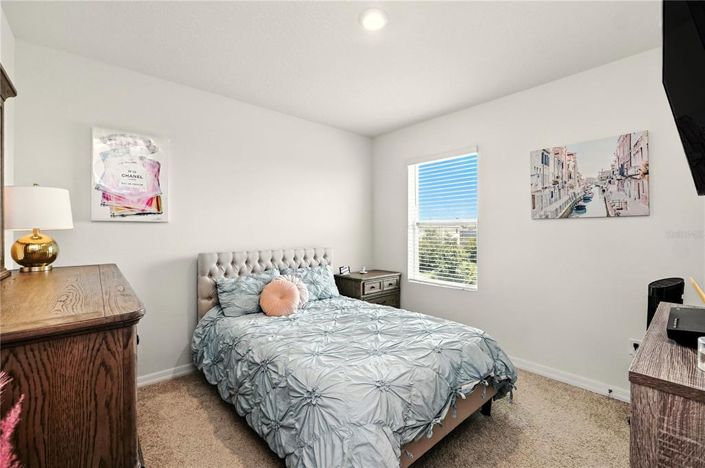 Image No.33-5 Bed Property for sale