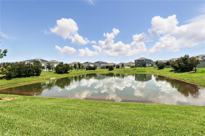 Image No.42-5 Bed Property for sale