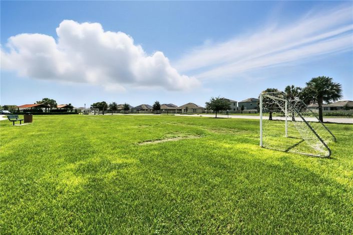 Image No.45-5 Bed Property for sale