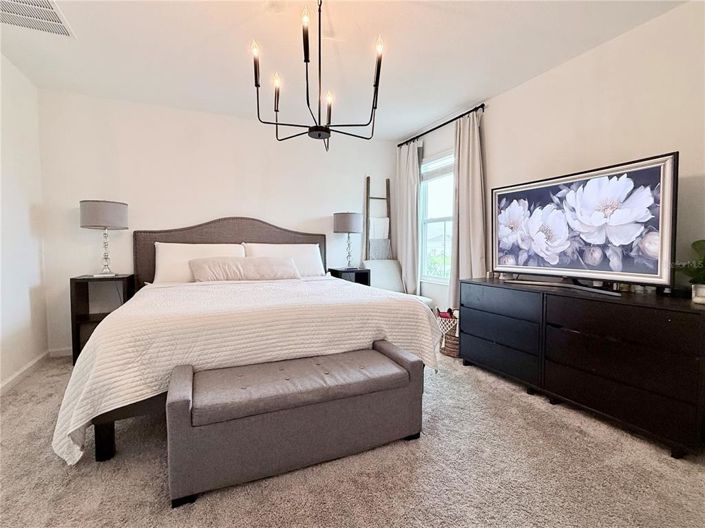 Image No.15-4 Bed Property for sale