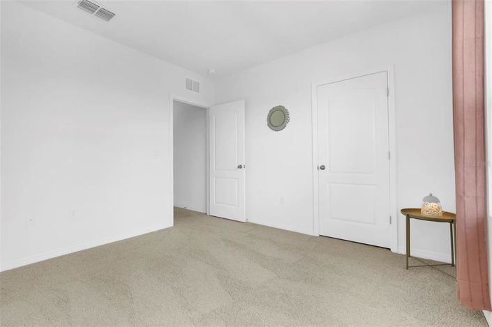 Image No.28-5 Bed Property for sale