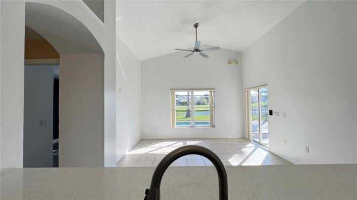 Image No.13-3 Bed Property for sale