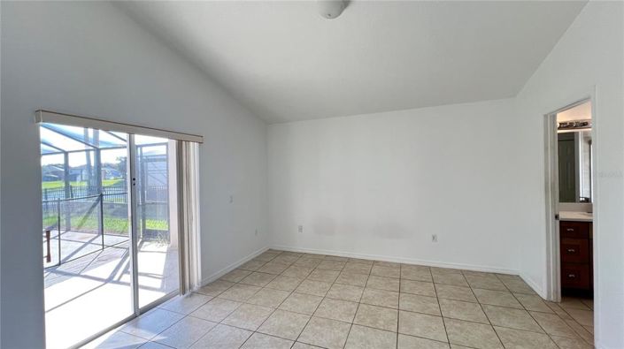 Image No.19-3 Bed Property for sale