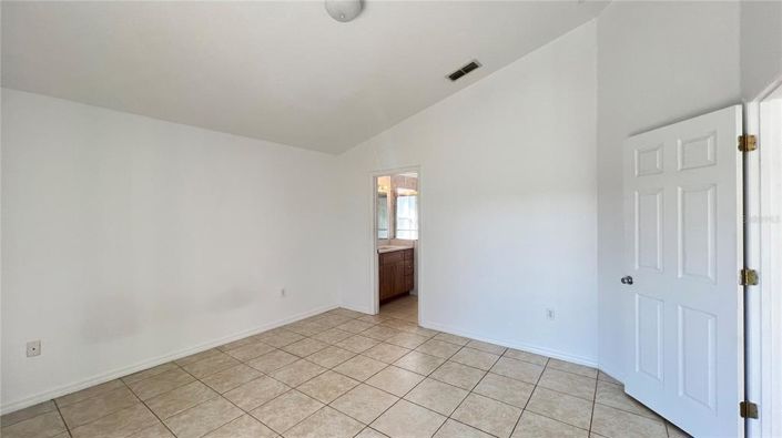 Image No.24-3 Bed Property for sale