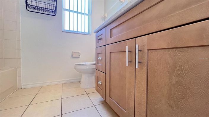 Image No.37-3 Bed Property for sale