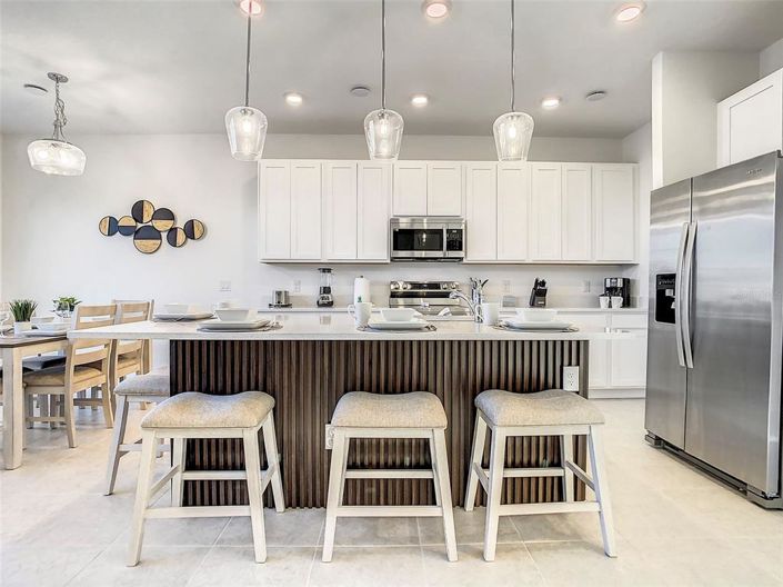 Image No.14-3 Bed Townhouse for sale